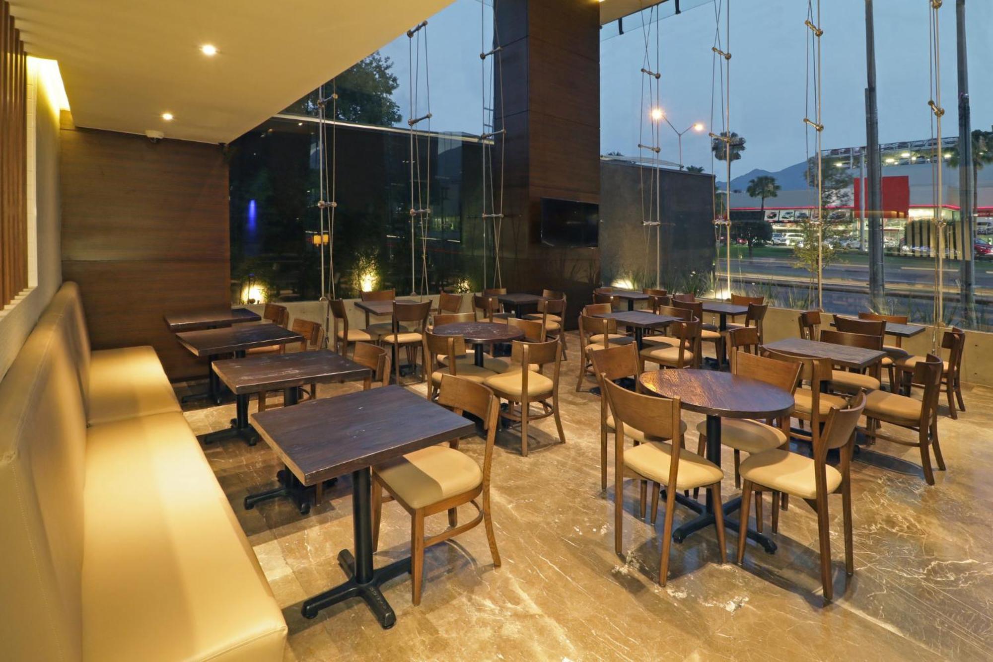 Holiday Inn Express & Suites Monterrey Valle By Ihg San Pedro Garza Garcia Exterior foto