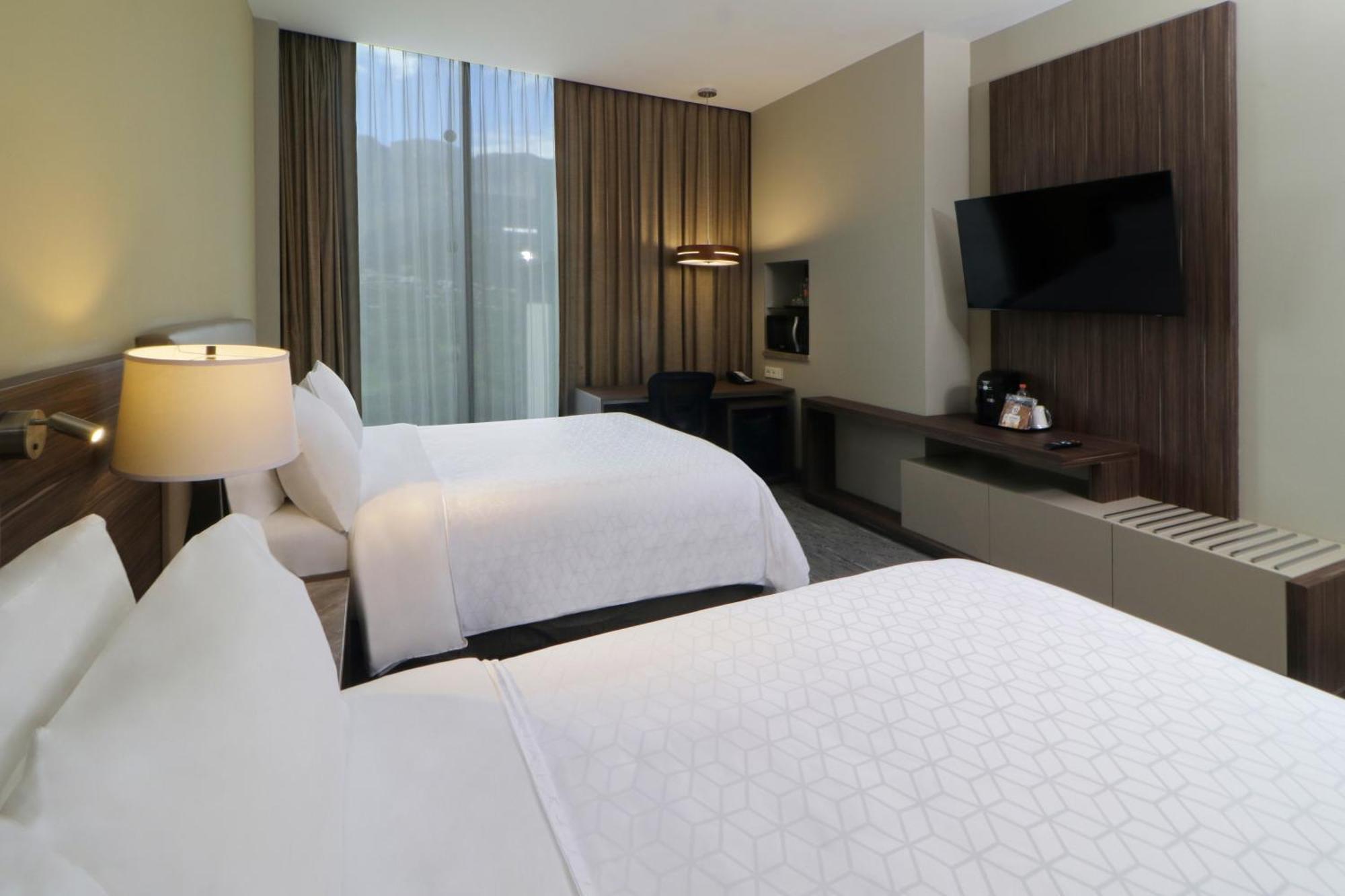 Holiday Inn Express & Suites Monterrey Valle By Ihg San Pedro Garza Garcia Exterior foto